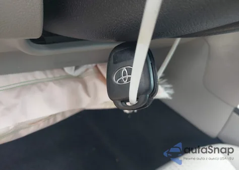 2013 Toyota Camry Le z USA, uszkodzony, nr VIN 4T4BF1FK1DR284146